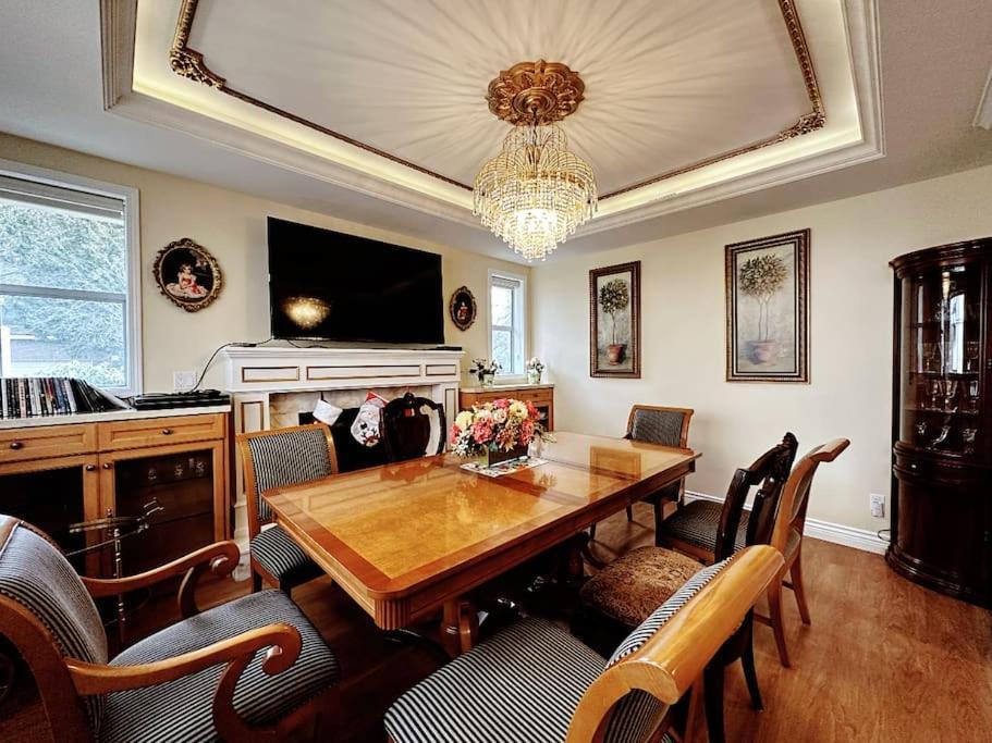 Super Cosy 8Bed & 6Bath In Vancouver Heart Near To Airport And Downtown Dış mekan fotoğraf