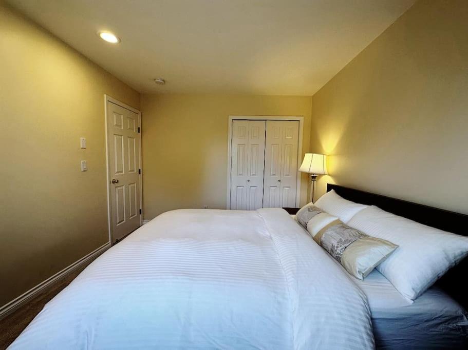 Super Cosy 8Bed & 6Bath In Vancouver Heart Near To Airport And Downtown Dış mekan fotoğraf