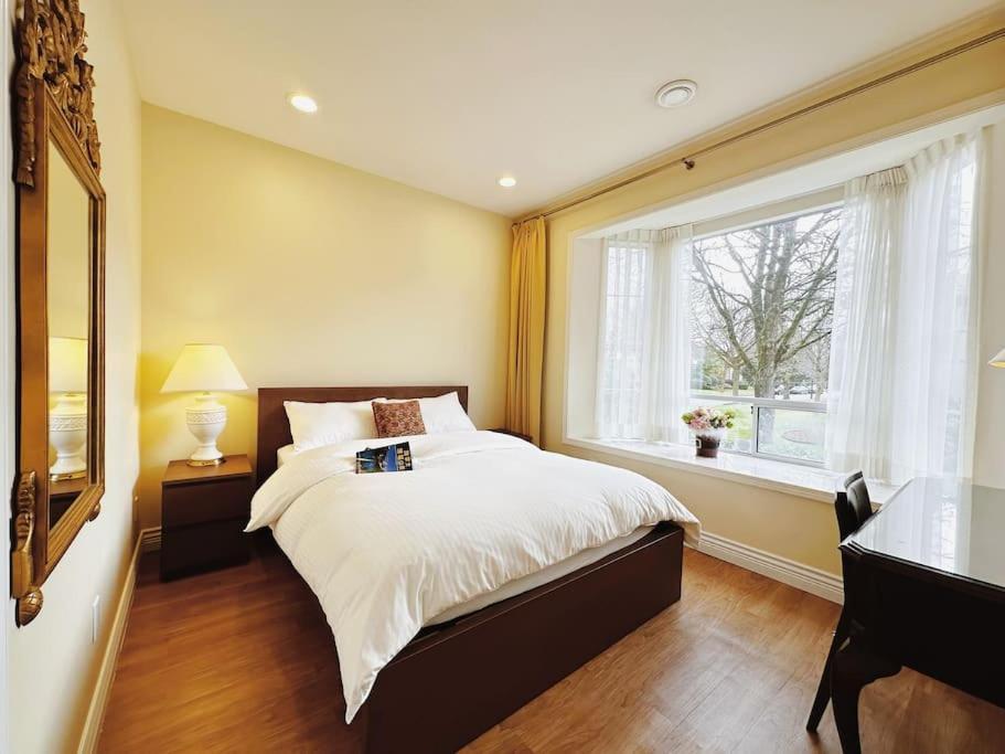Super Cosy 8Bed & 6Bath In Vancouver Heart Near To Airport And Downtown Dış mekan fotoğraf
