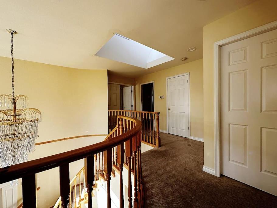 Super Cosy 8Bed & 6Bath In Vancouver Heart Near To Airport And Downtown Dış mekan fotoğraf